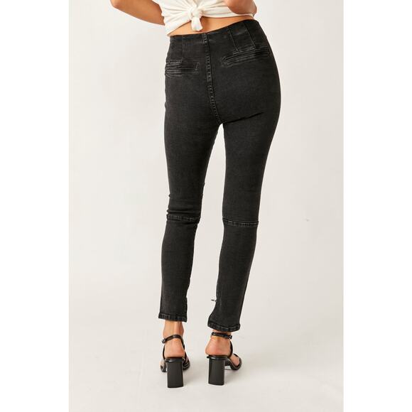 We The Free NWT Bella Moto Mid Rise Skinny Jeans Size 24 Black Grunge Bikercore - Picture 3 of 9